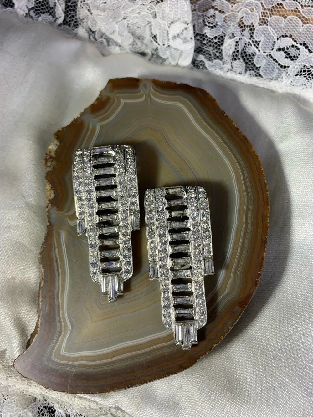 Vintage-Art Deco  Silver Crystal Fur Clips Pair - Glamorous Clear Sparkle